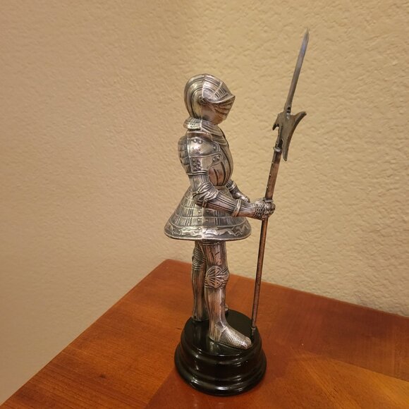 Knight with Halberd by Marto of Toledo - Picture 4 of 8